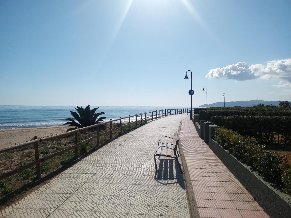 Apartamento Casa con patio y piscina comunitaria Estartit Costa Brava L'Estartit Exterior foto