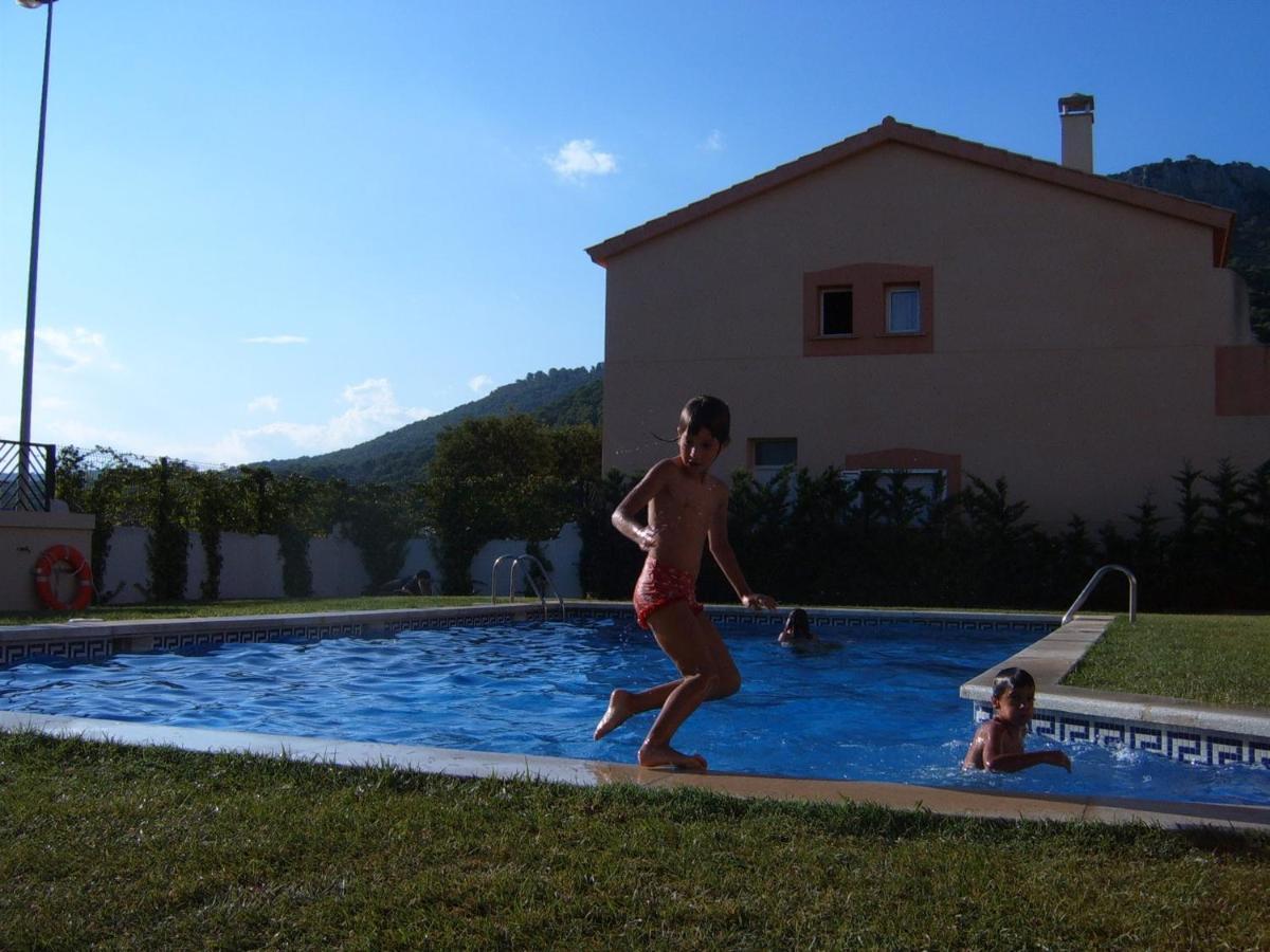 Apartamento Casa con patio y piscina comunitaria Estartit Costa Brava L'Estartit Exterior foto
