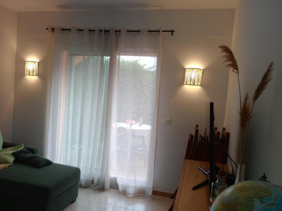 Apartamento Casa con patio y piscina comunitaria Estartit Costa Brava L'Estartit Exterior foto