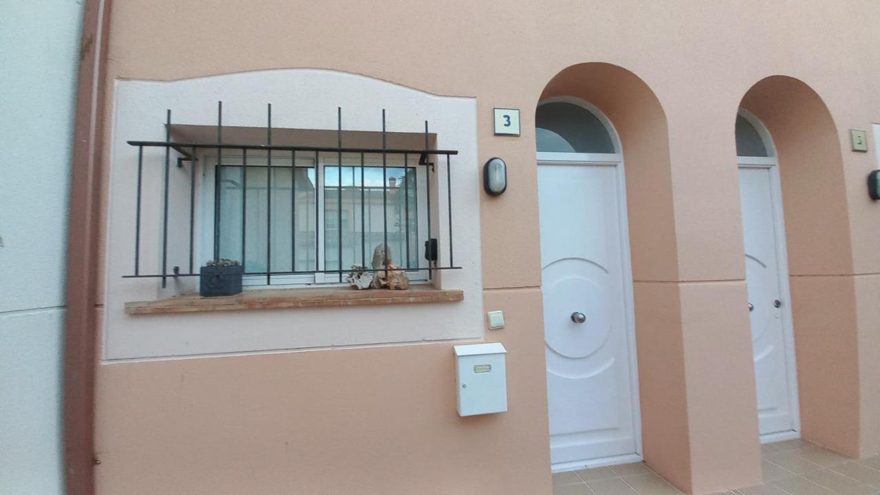 Apartamento Casa con patio y piscina comunitaria Estartit Costa Brava L'Estartit Exterior foto